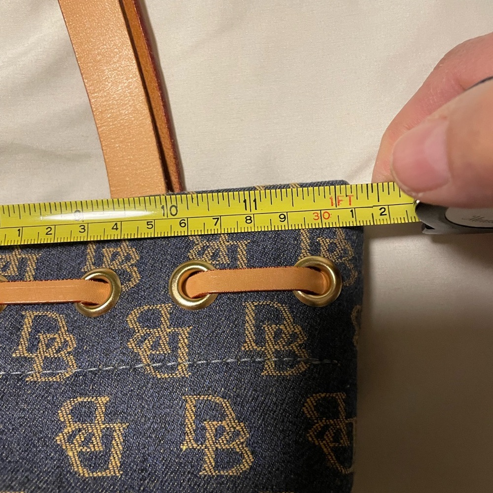 Dooney & Burke Large monogram bucket purse - Picture 5 of 7